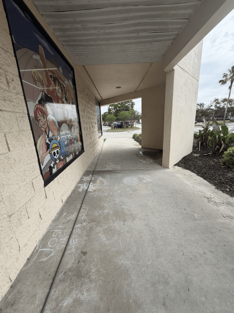 Commercial walkway pressure washing in Orlando FL